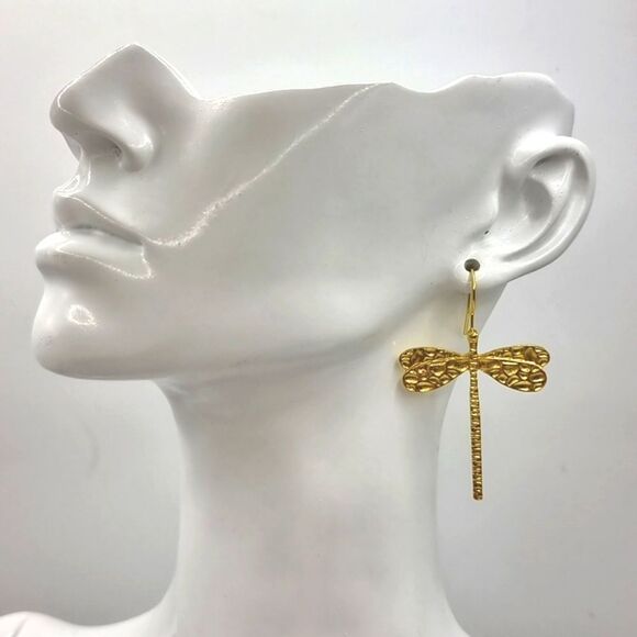 New FP Gold hammered dragonfly earrings - Picture 4 of 9